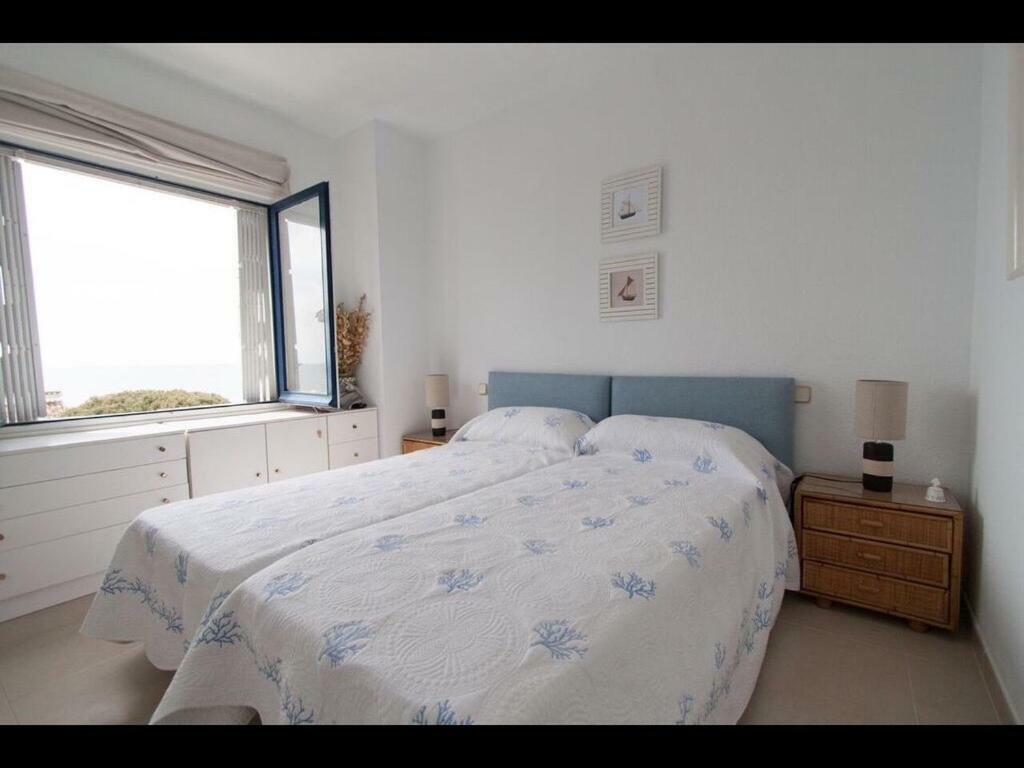 Apartment By The Beach Sitio de Calahonda Buitenkant foto